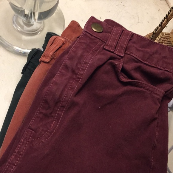 American Apparel High waisted Burgundy pants - Picture 3 of 5